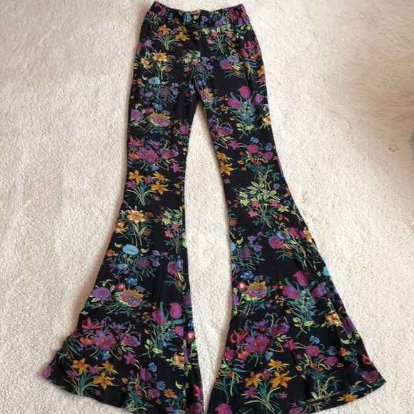 Spell Pants - Spell Gypsy Queen Bells-EUC!